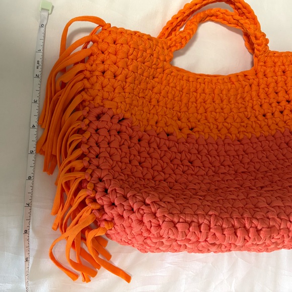 New Handwoven Crochet One of a Kind Orange and Coral Colorblock Tote Bag. - Picture 6 of 7